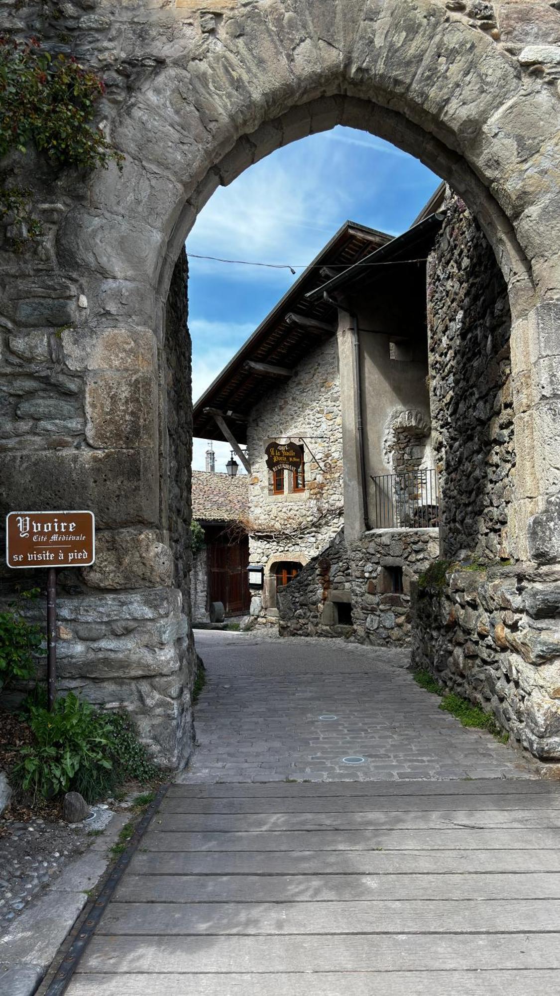 Escapade Au Coeur D'Yvoire Εξωτερικό φωτογραφία